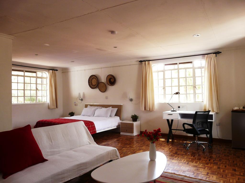 Maison Mitwaba Bed & Breakfast ไนโรบี ภายนอก รูปภาพ