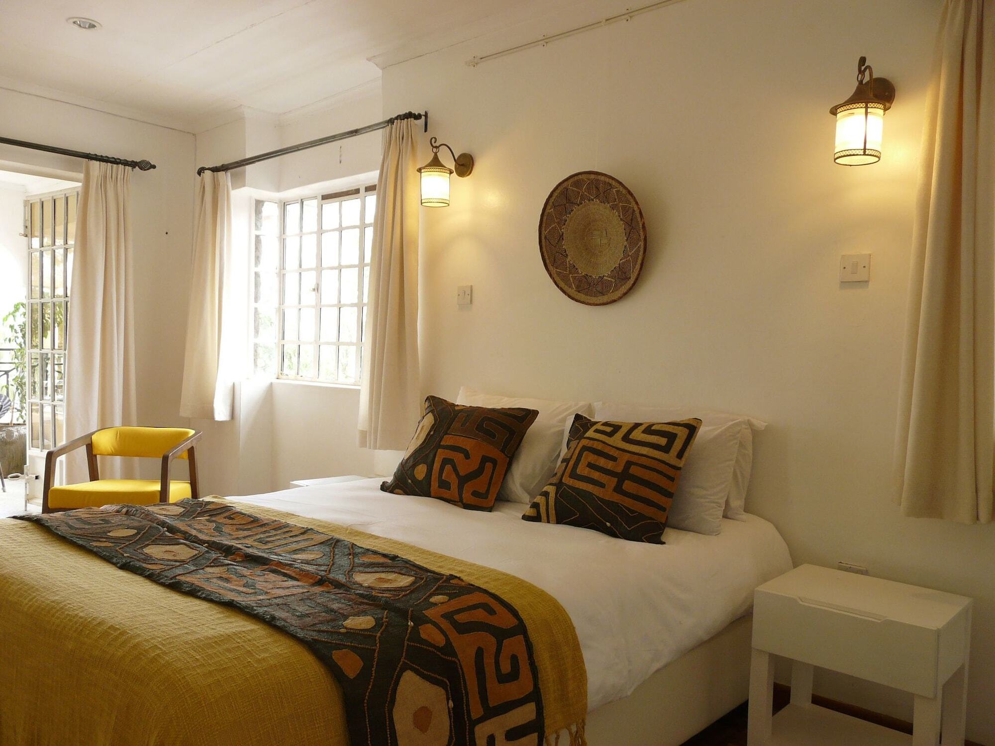 Maison Mitwaba Bed & Breakfast ไนโรบี ภายนอก รูปภาพ